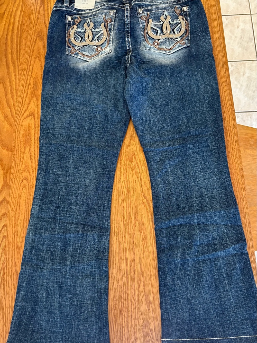 Miss Me Dark Blue Denim Mid-Rise Boot Jeans with Embroidered Pocket Detail - Picture 4 of 7